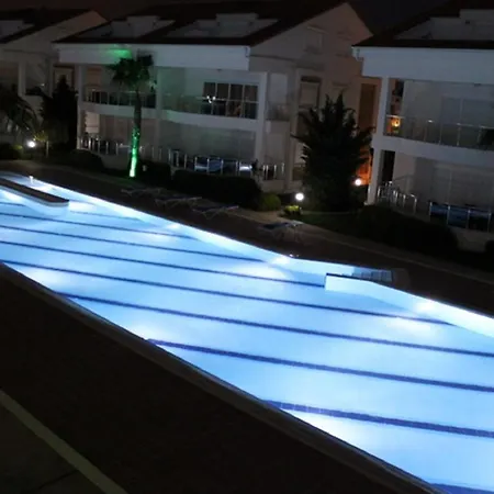 Apartment Luxury In Award Winning Private, Small Community Location *